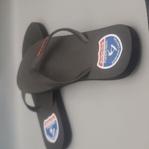 Rincon, Puerto Rico Black Flips Flops NWOT, Size 12/13